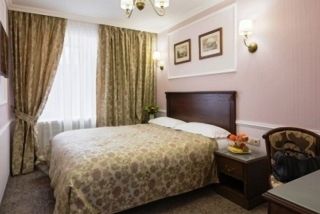 OLD TOWN HOTEL ON KUZNATSKY 3*