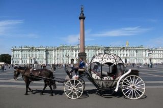 TOUR IN SAINT PETERSBURG  