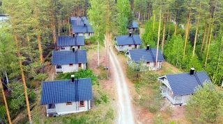 VILLAGGIO TURISTICO IN FINLANDIA - 1