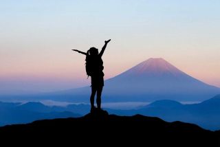 TREKKING NEL VULCANO AVACHA E MONTE VERBLYUD